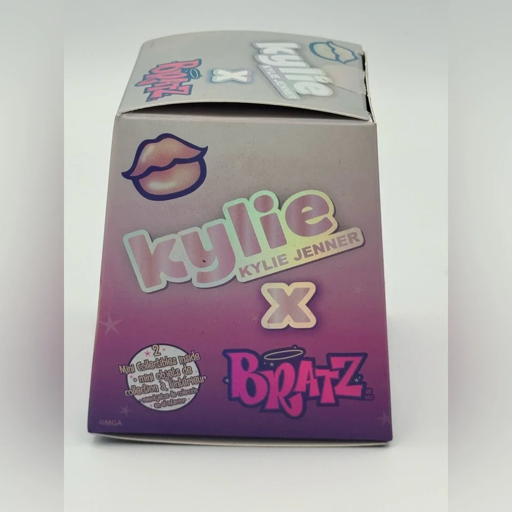 Kylie Jenner x Bratz‎ Mini Look #1 Met Gala Purple Dress + Norman Dog MGA